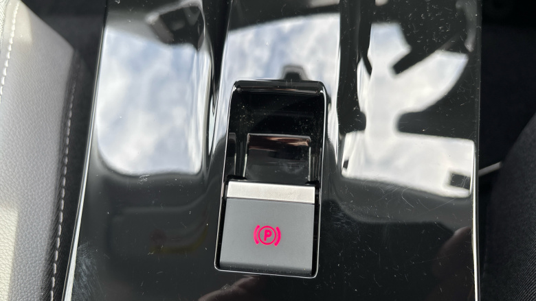 Vauxhall Mokka 100kW Design 50kWh 5dr Auto Electric Hatchback